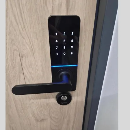 Panoramica House 17 Pietro Διαμέρισμα Πόζναν