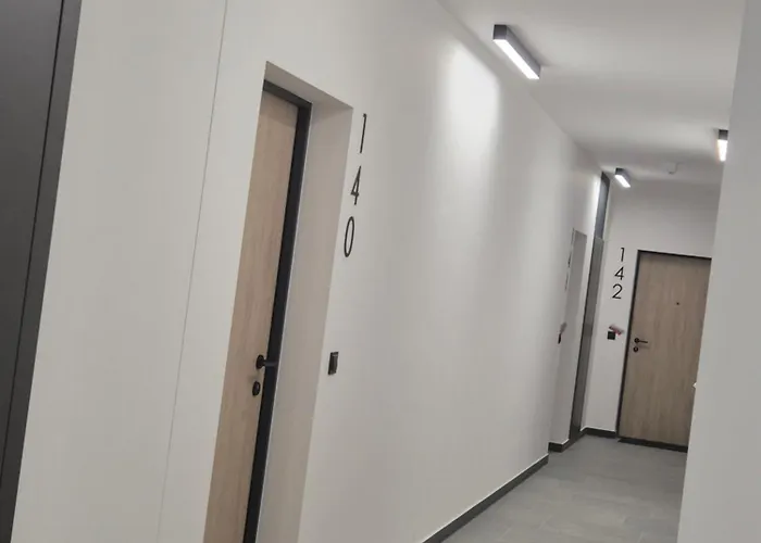 Panoramica House 17 Pietro شقة