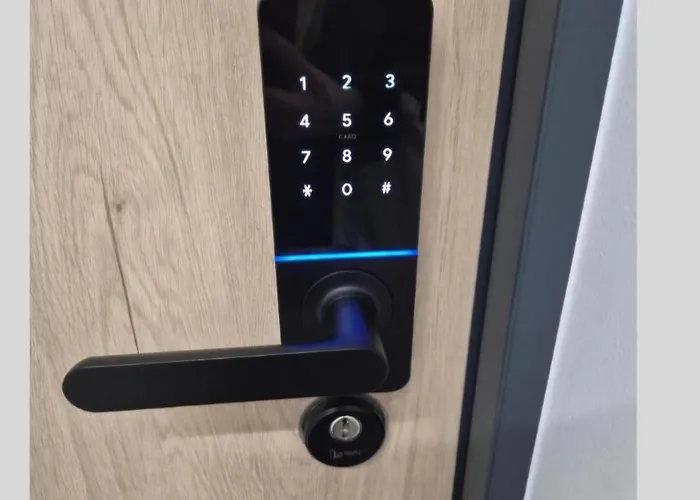 Panoramica House 17 Pietro شقة بوزنان